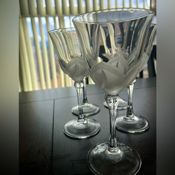 Crystal Etched Wine Glasses | D'Arques J.G Durand | Set of 6 Florence Pattern - Picture 6 of 9